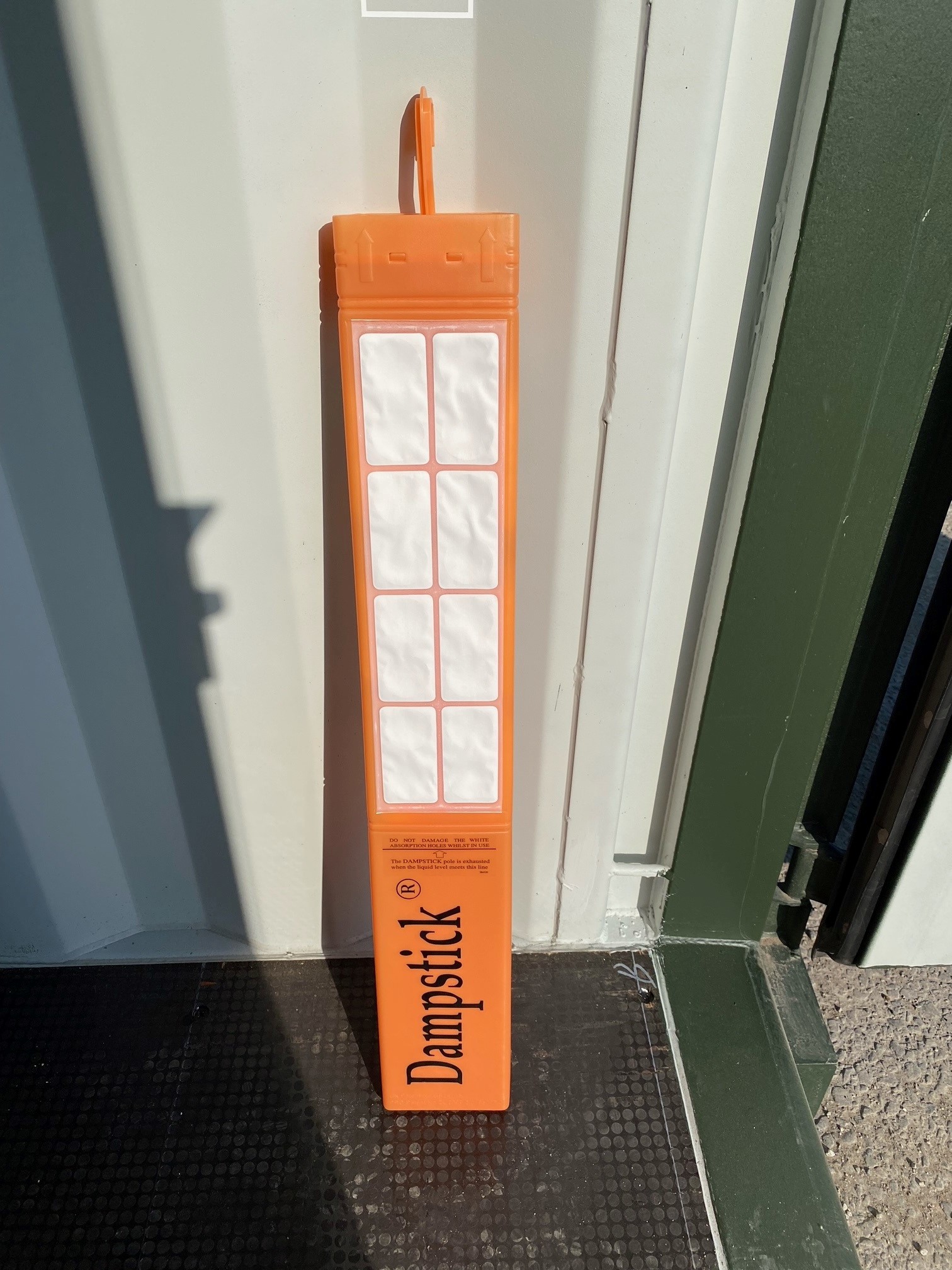 Damp-Box-3